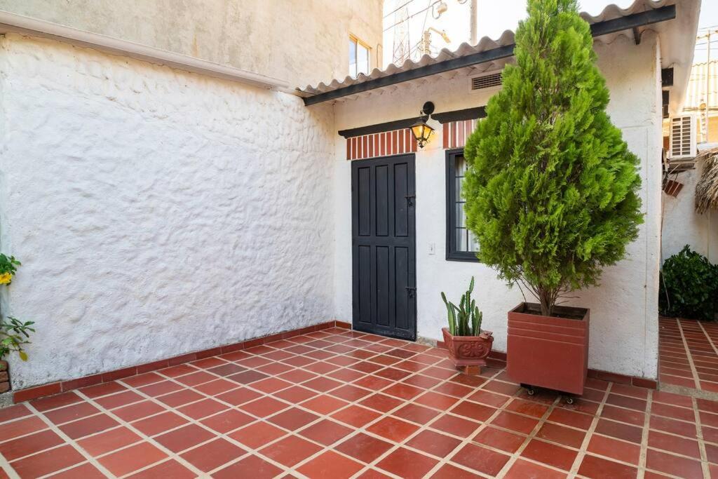 Cabaña de descanso con piscina-San Sebastian House