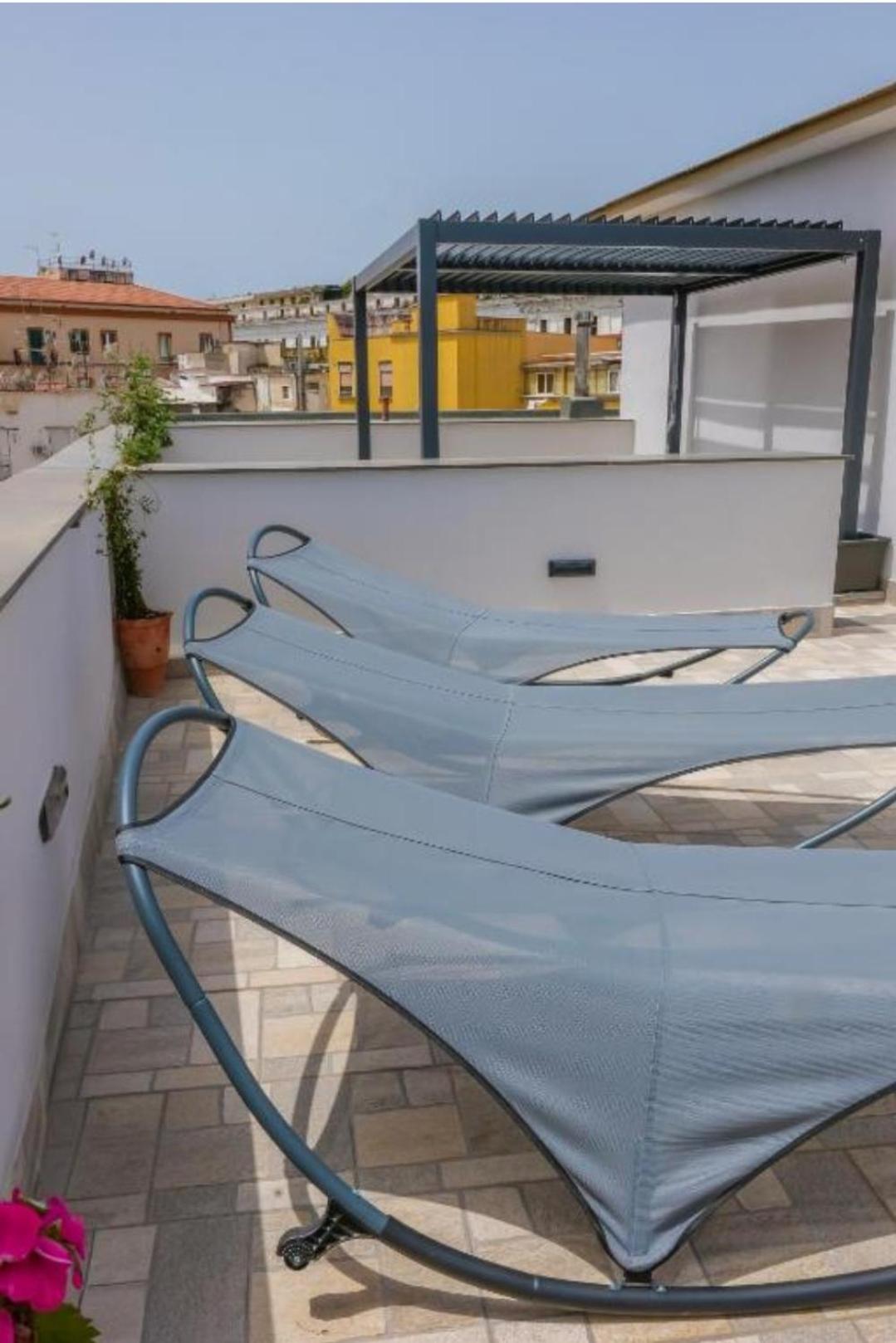 Rooftop Parthenopeo Contemporary Rooms