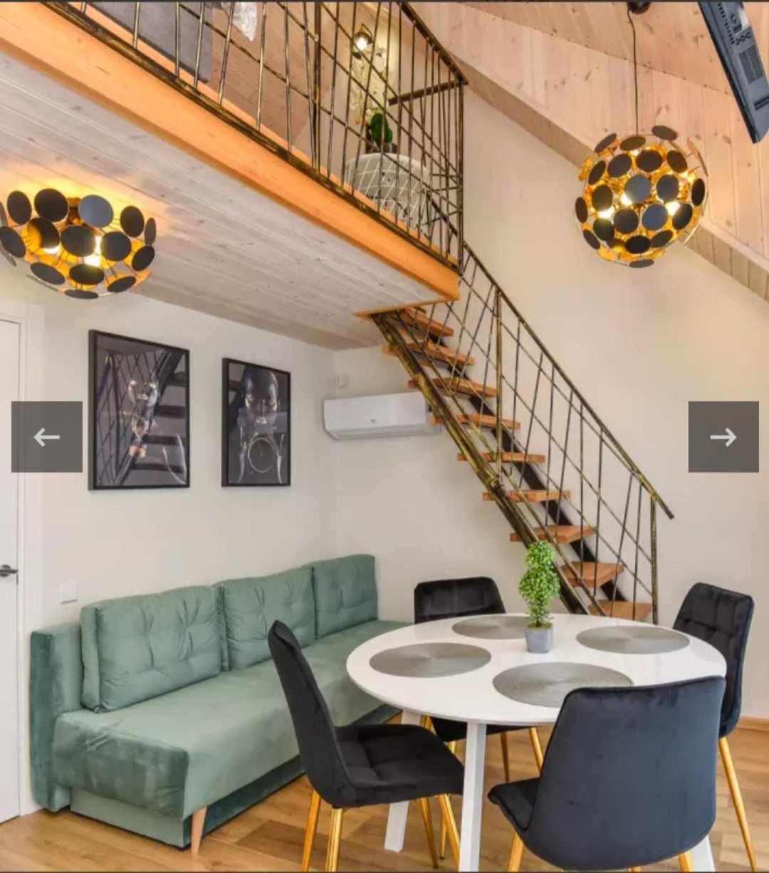 Čiki puki loftas view 2