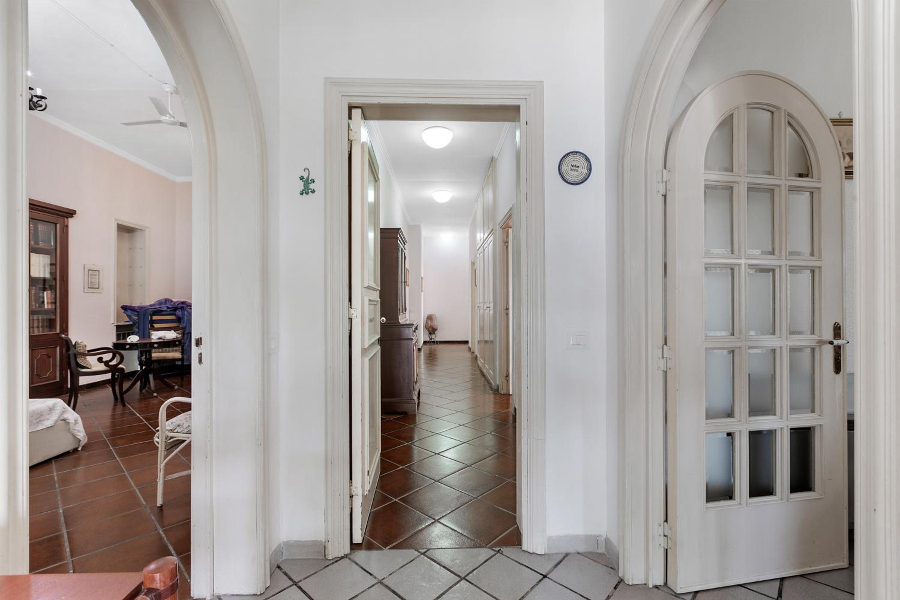 Villa Isidoro Sea View - Happy Rentals view 5