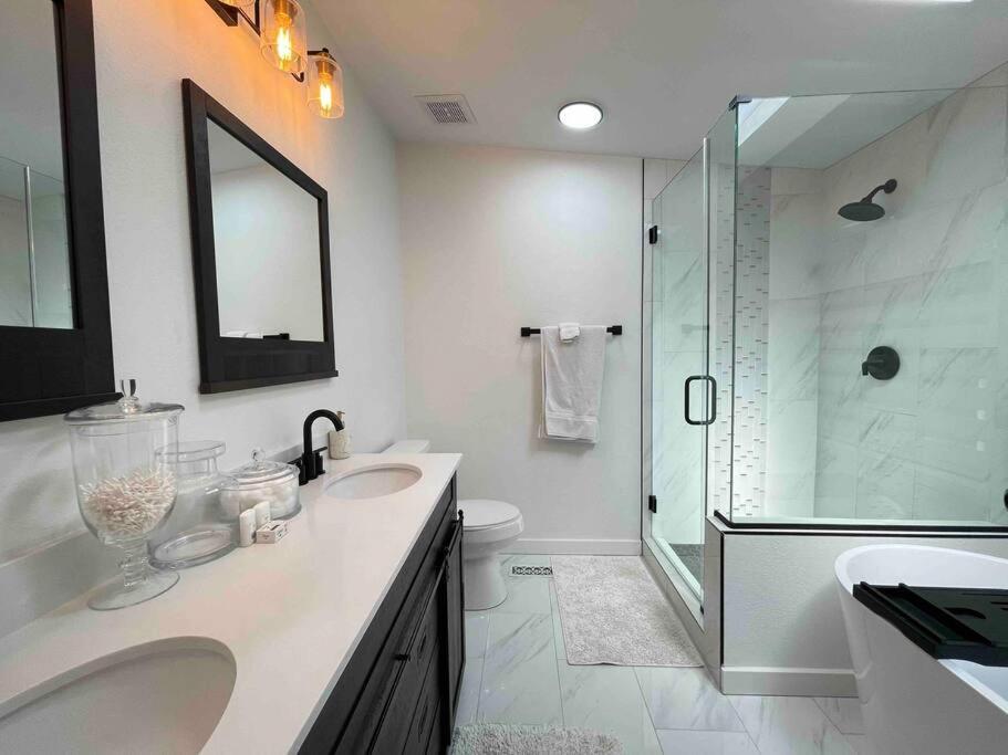 Encanto House A Forest Haven view 2