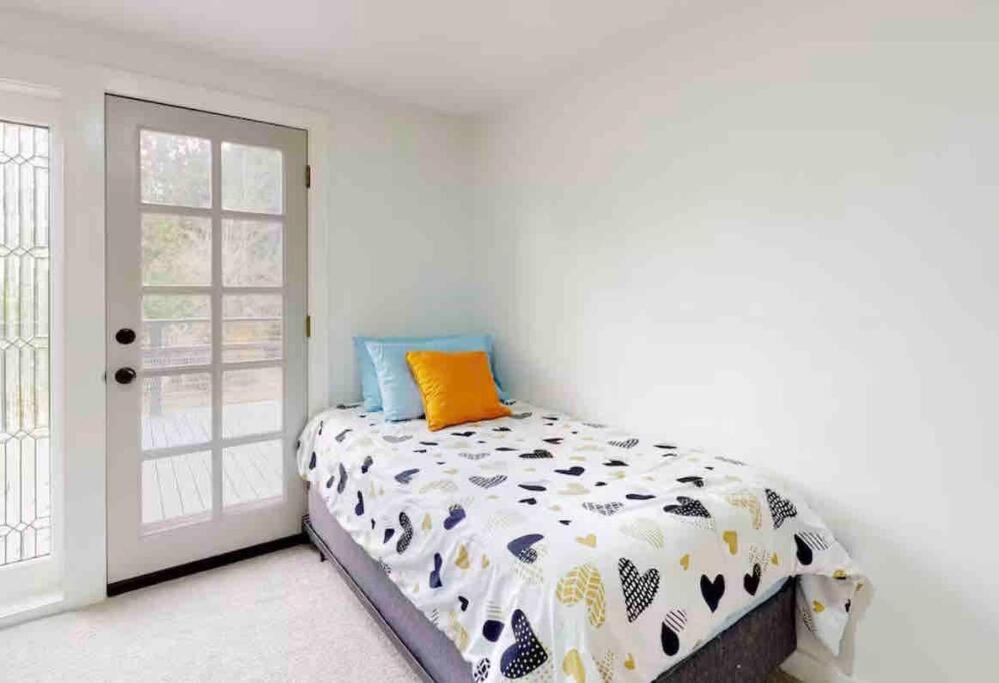 Encanto House A Forest Haven view 5