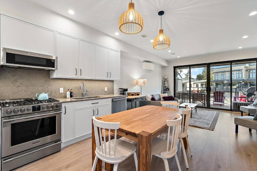 The Beach House at Saratoga Oceanfront Escape