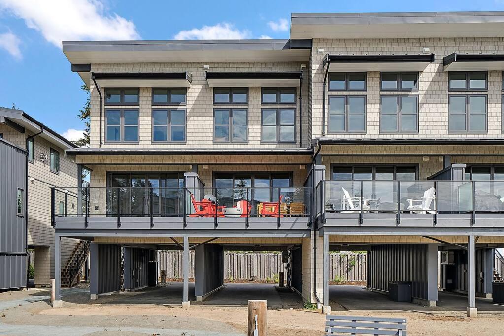 The Beach House at Saratoga Oceanfront Escape