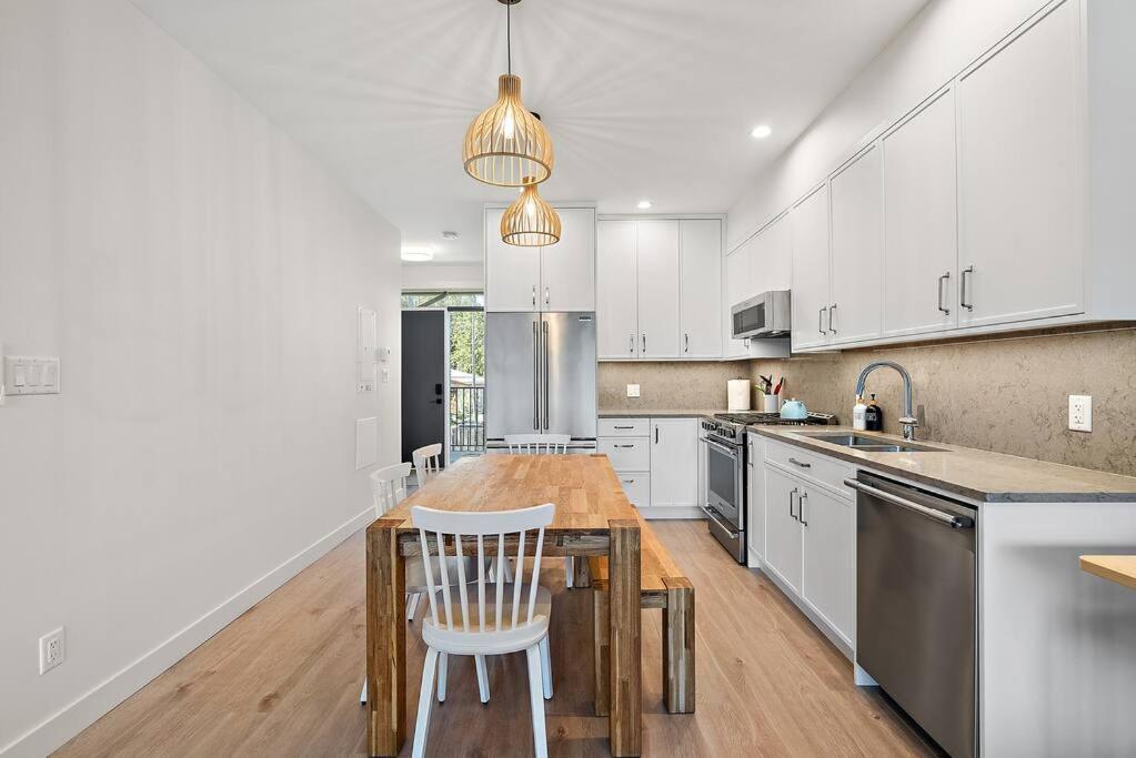The Beach House at Saratoga Oceanfront Escape