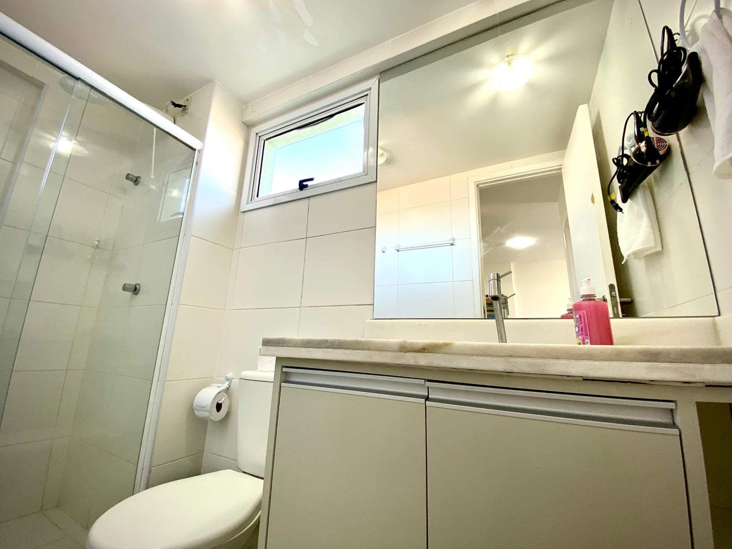 Vista mar,piscina, jacuzzi, academia, garagem