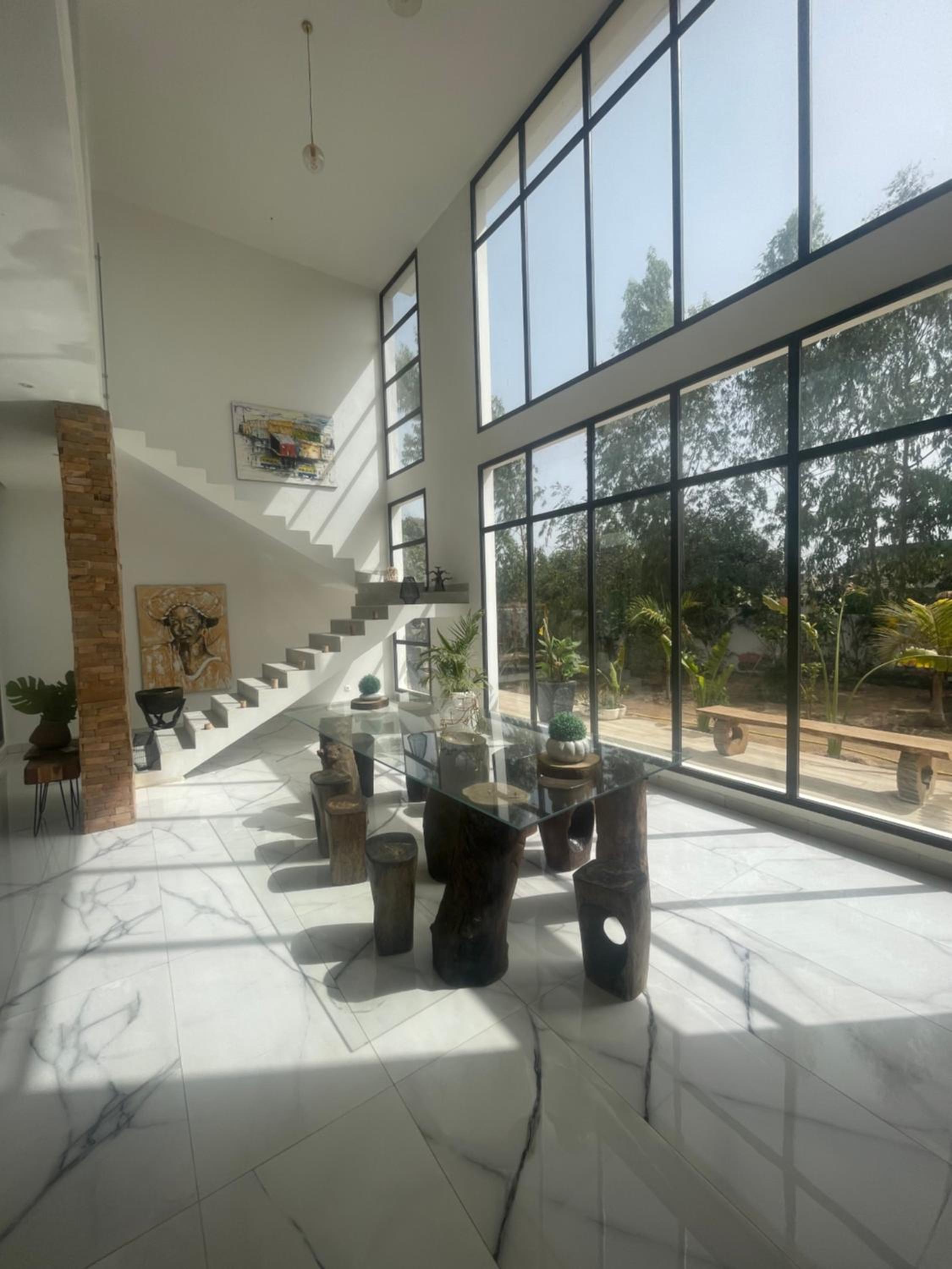 Guede home