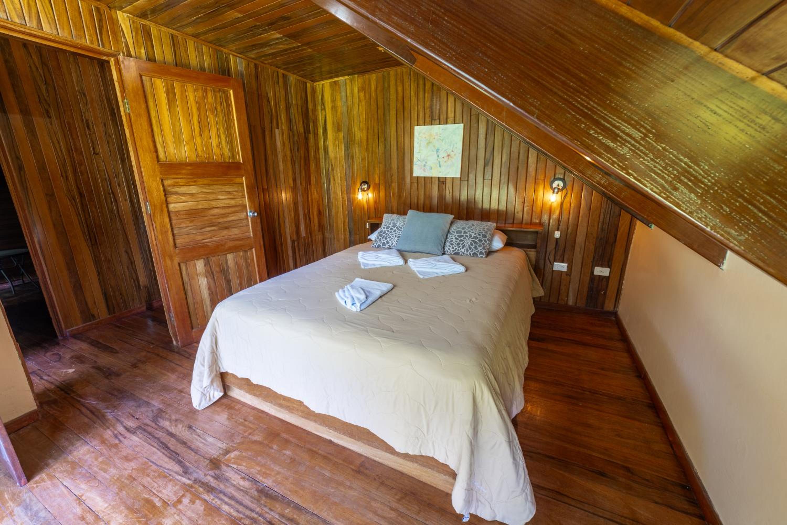 Casa Violeta Home rentals