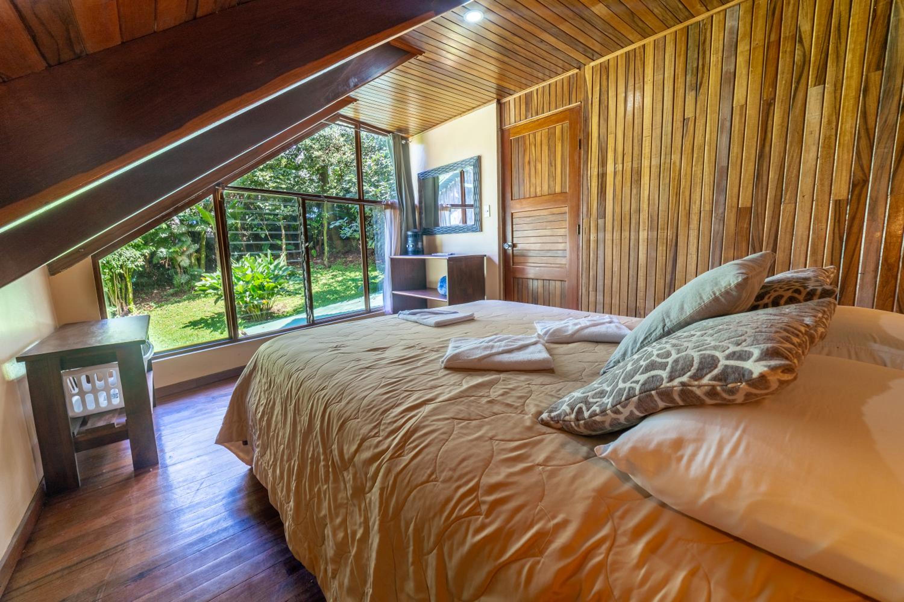 Casa Violeta Home rentals