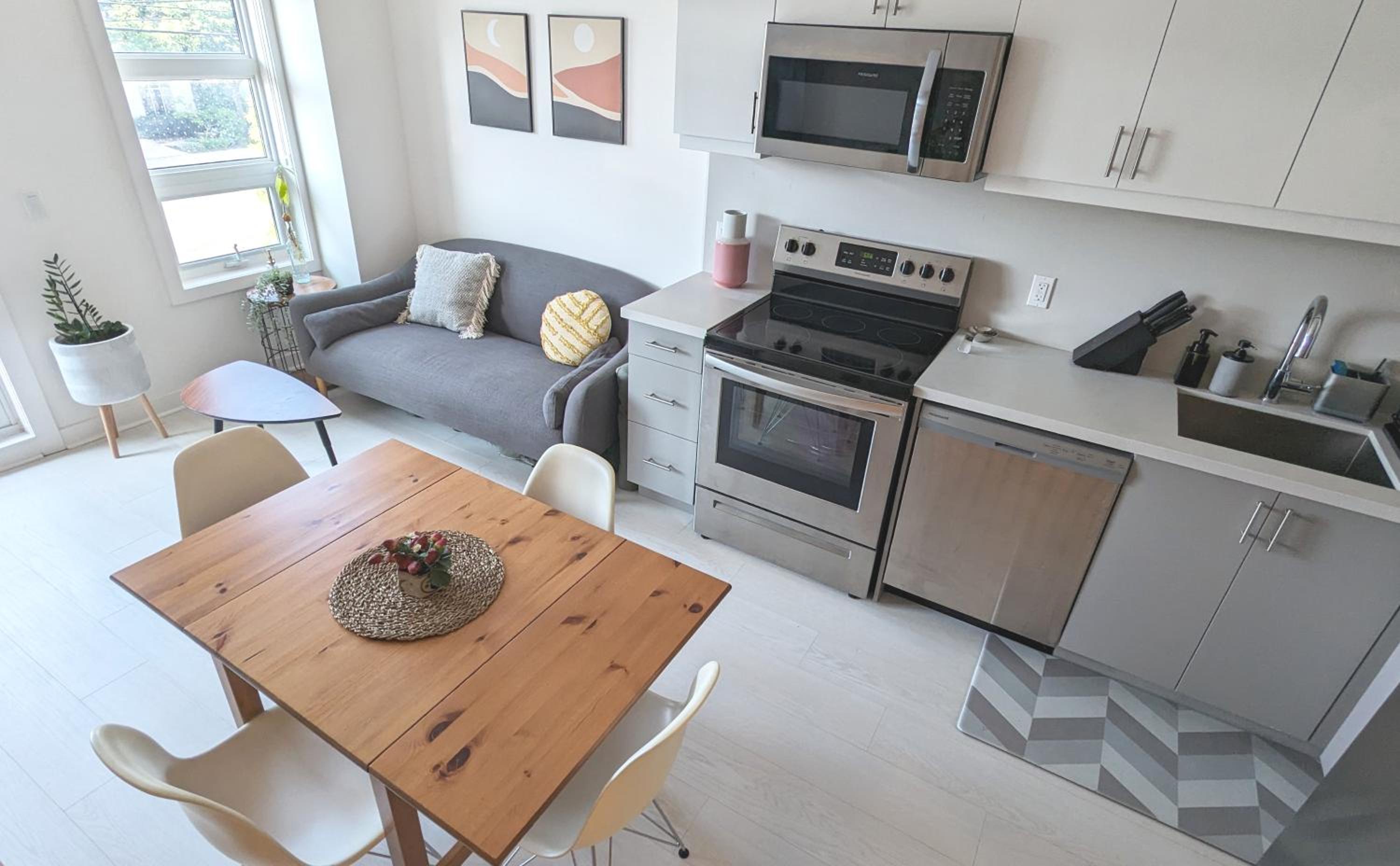 KozyStay Toronto