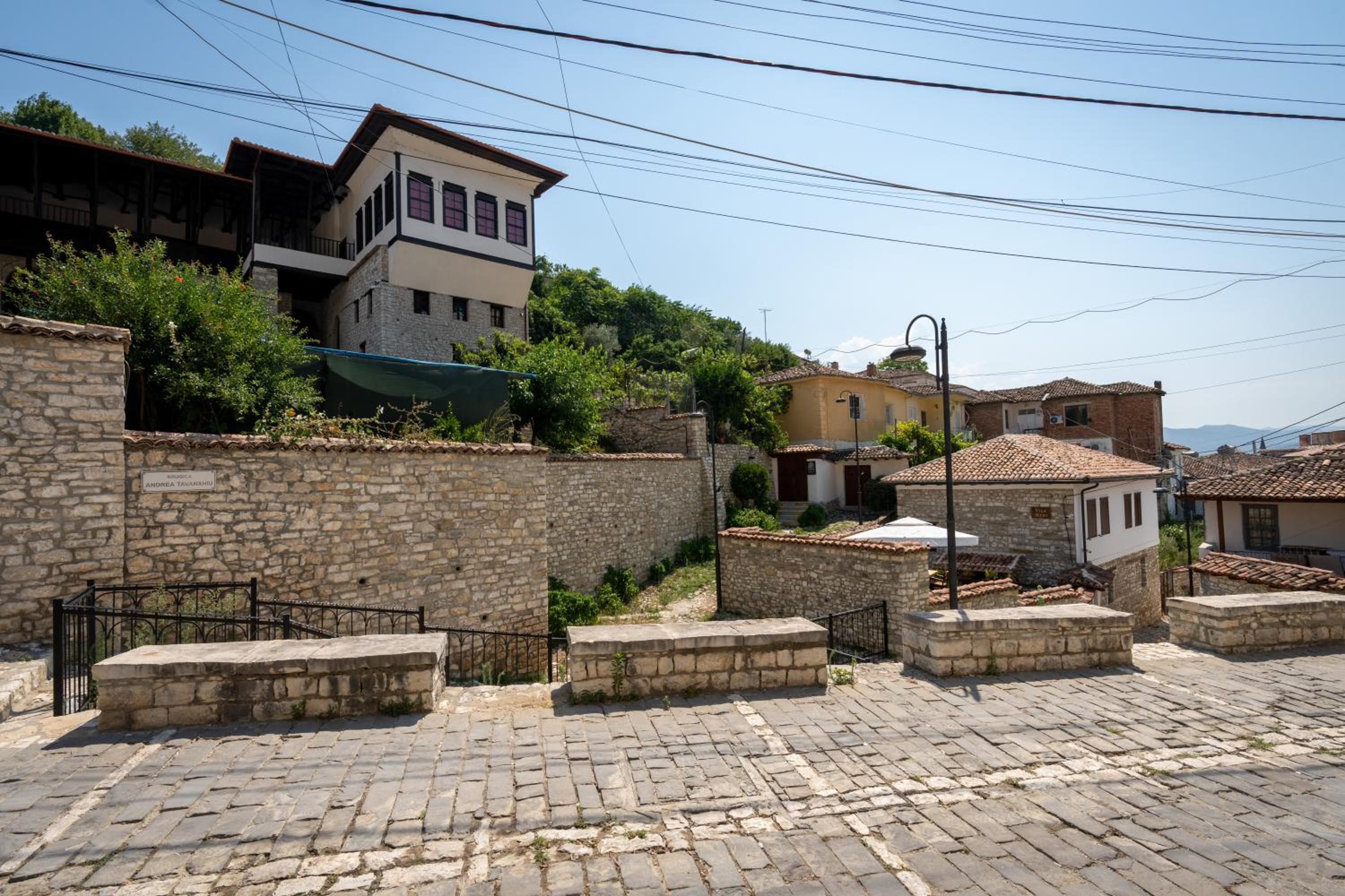 Nika's Guest House