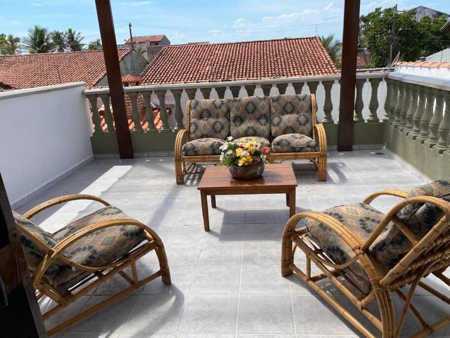 Casa Grande com 3 suítes