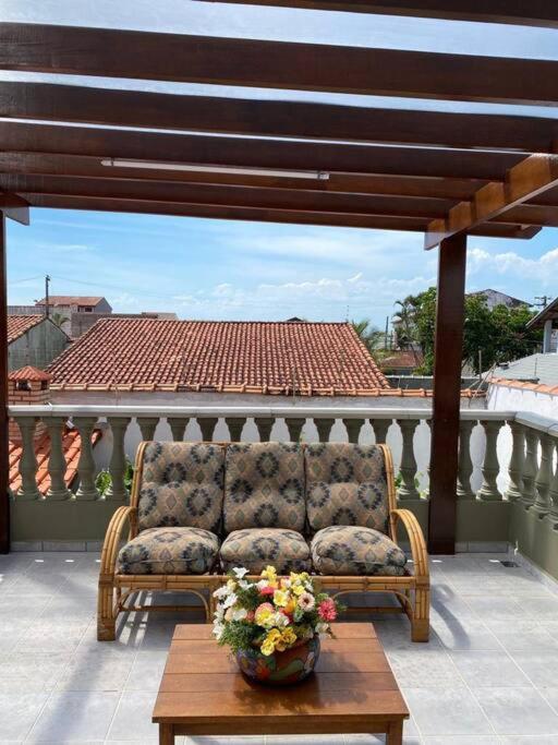 Casa Grande com 3 suítes