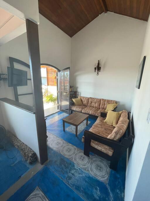 Casa Grande com 3 suítes