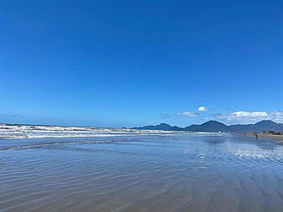 Casa Grande com 3 suítes