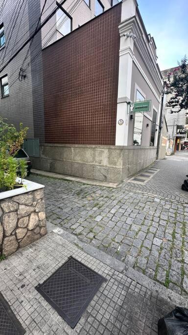 Centro NF Moderno Wi-Fi Até 4 hóspedes 2 Camas