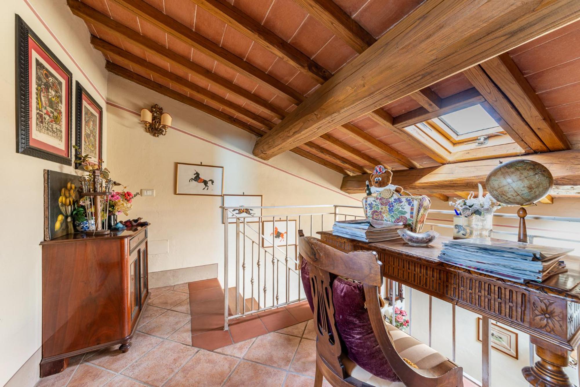 Figline Valdarno Vacations - Carresi Apart 2 pax with pool - portable A/C - Property Image 12