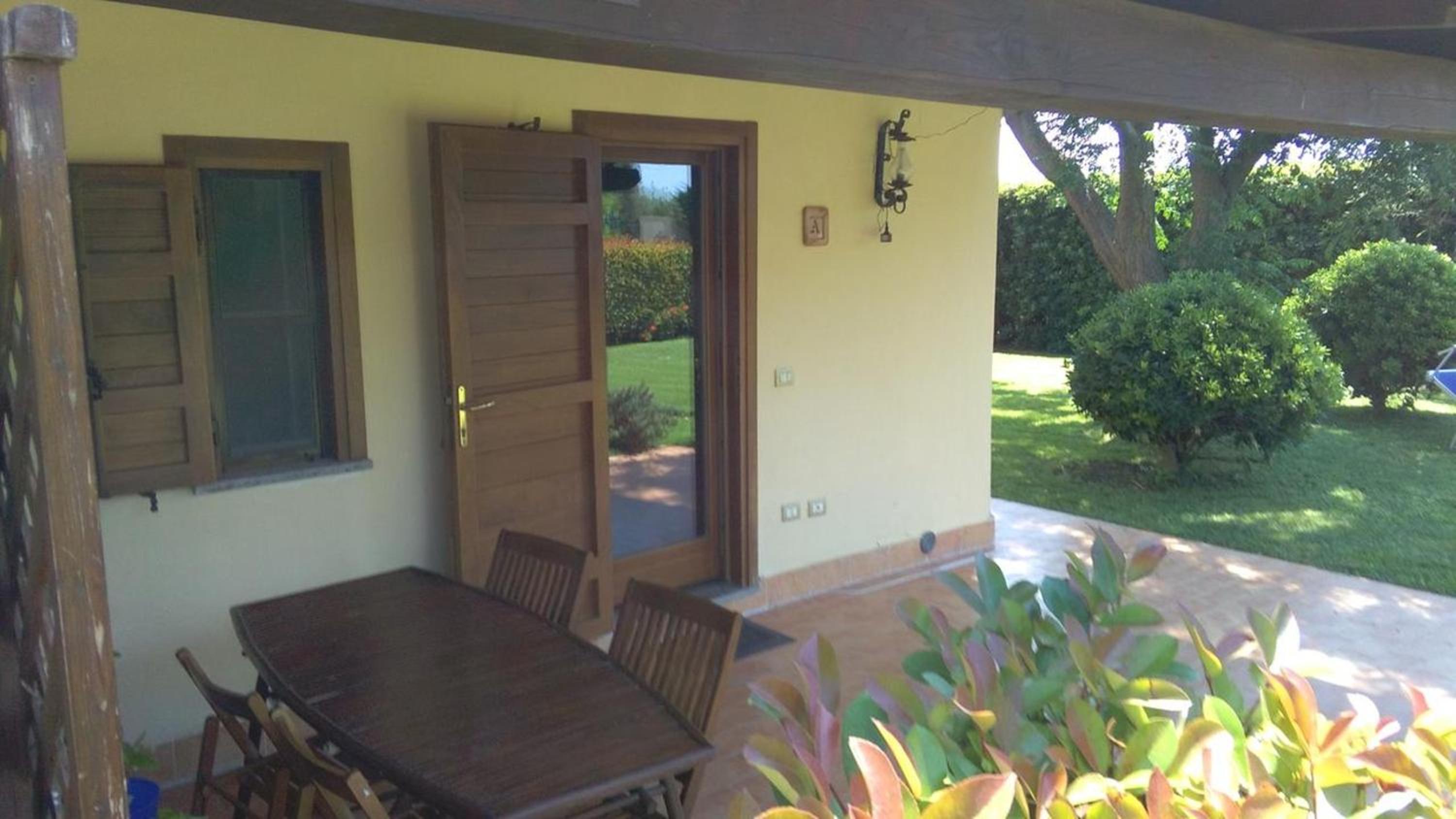 Comfortable House in Pescia Romana view 5