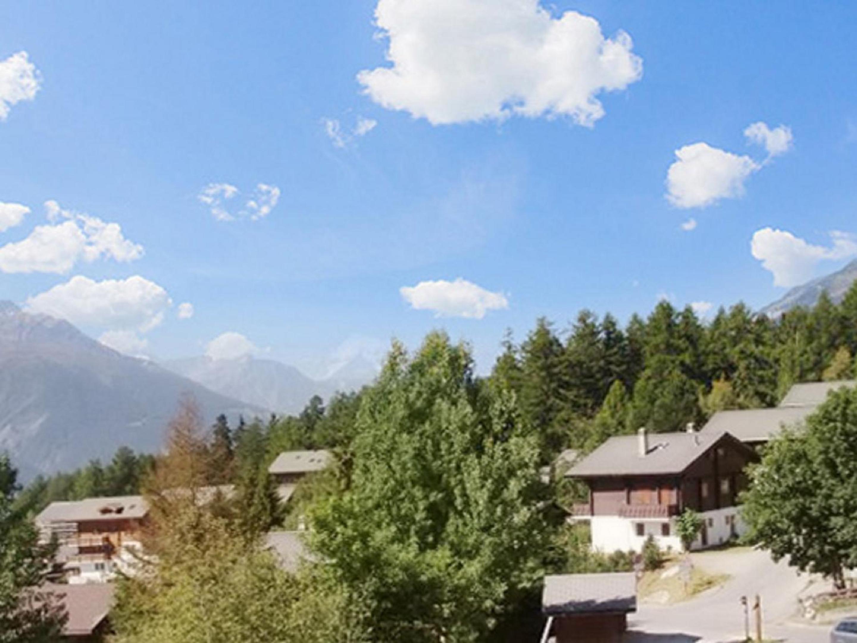 Cozy apartment in Bellwald 80 m² with mountain view