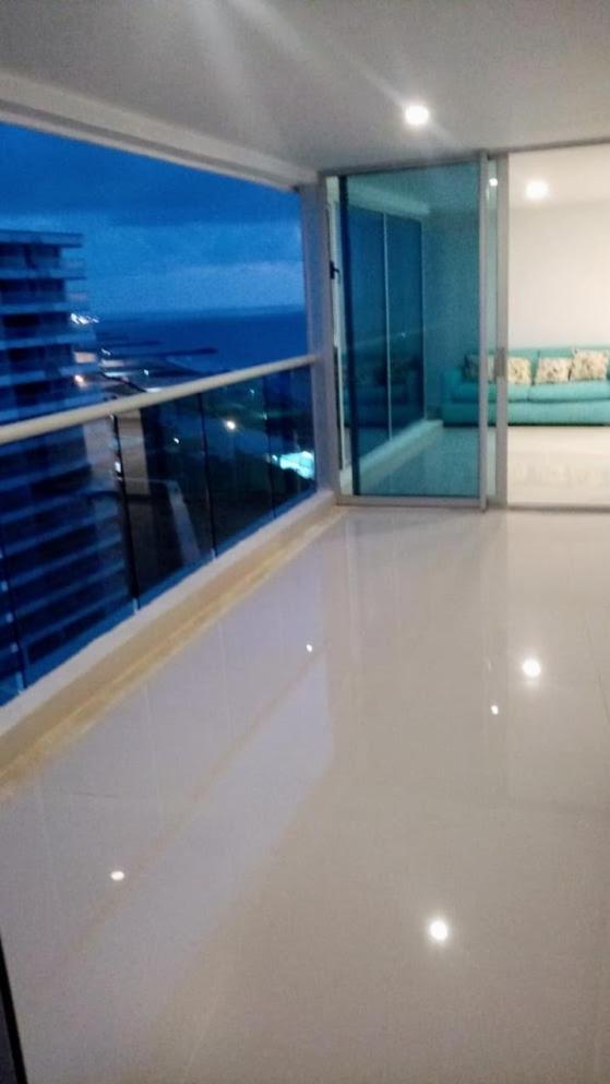 Front Ocean View Penthouse Cartagena