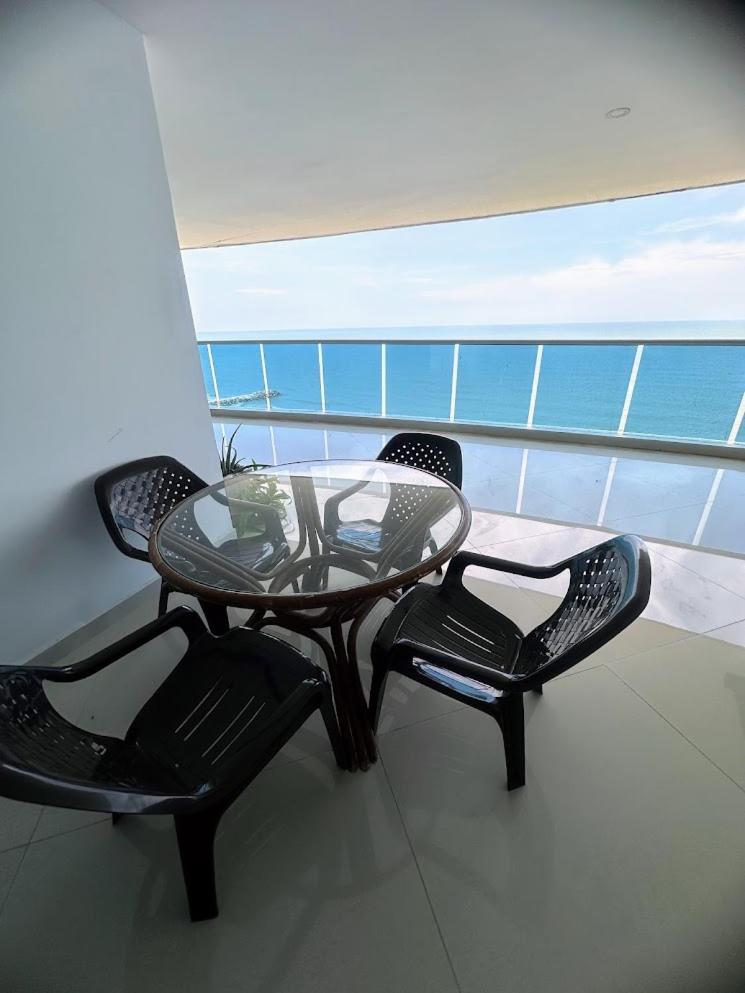 Front Ocean View Penthouse Cartagena
