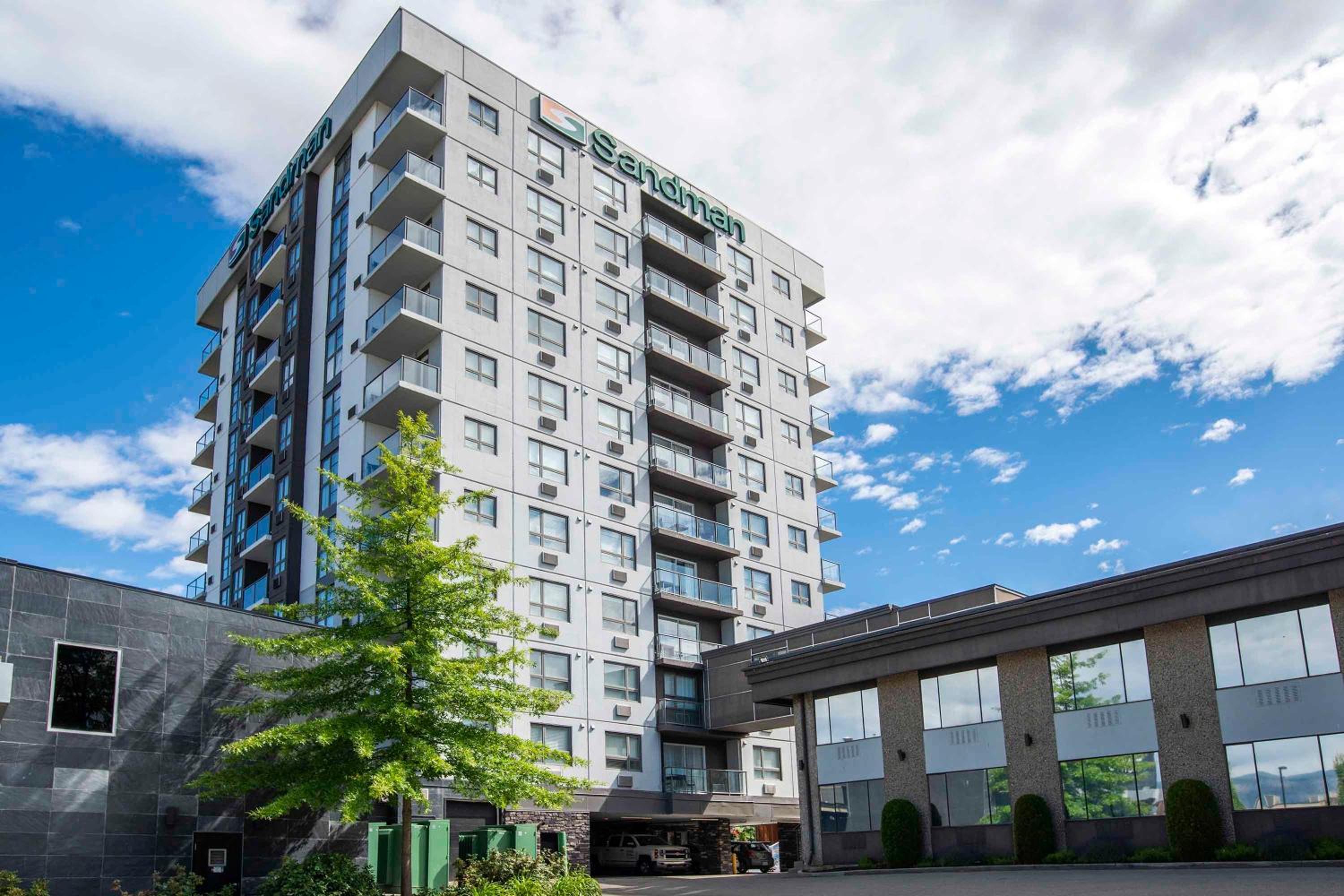 Kelowna Vacations - Sandman Hotel  Suites Kelowna - Property Image 1