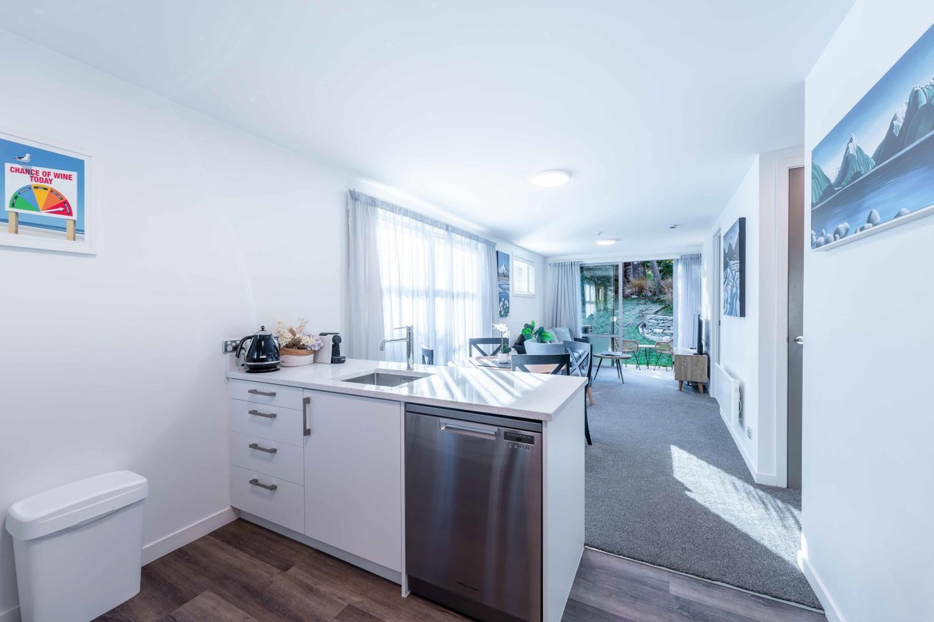 Central Luxury Apartment 114 view 4