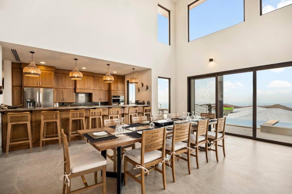 Brand New Luxury Home! El Encanto del Pacifico