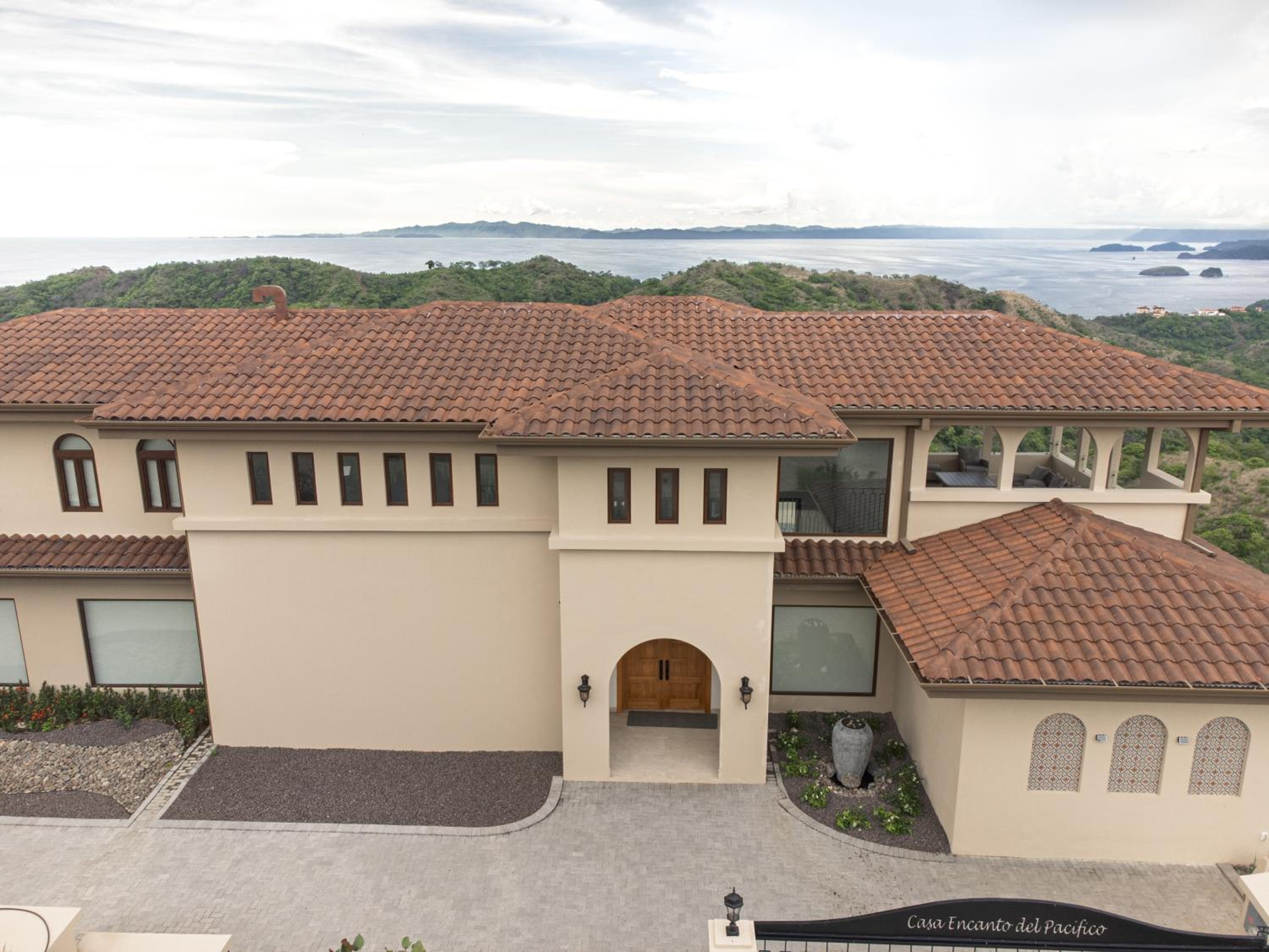 Brand New Luxury Home! El Encanto del Pacifico