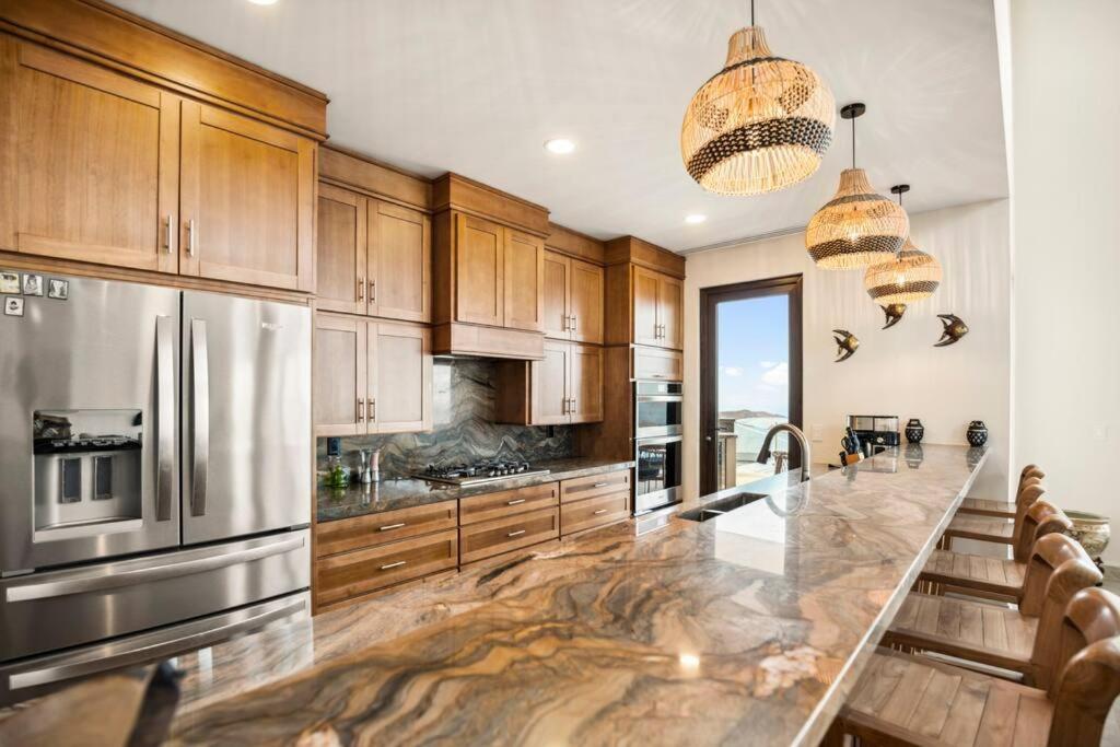Brand New Luxury Home! El Encanto del Pacifico
