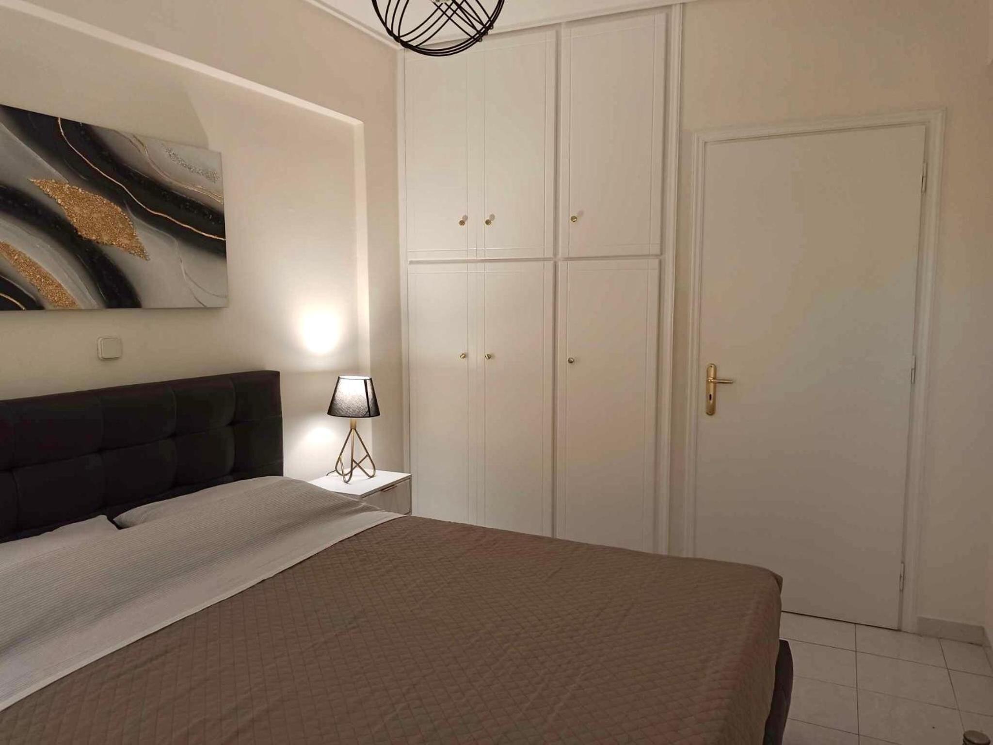 Modern flat in Athens, close to city centre and beaches photo 3