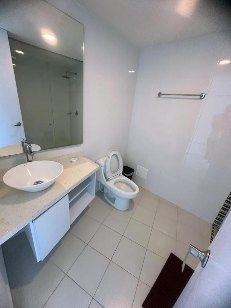 Front Ocean View Penthouse Cartagena