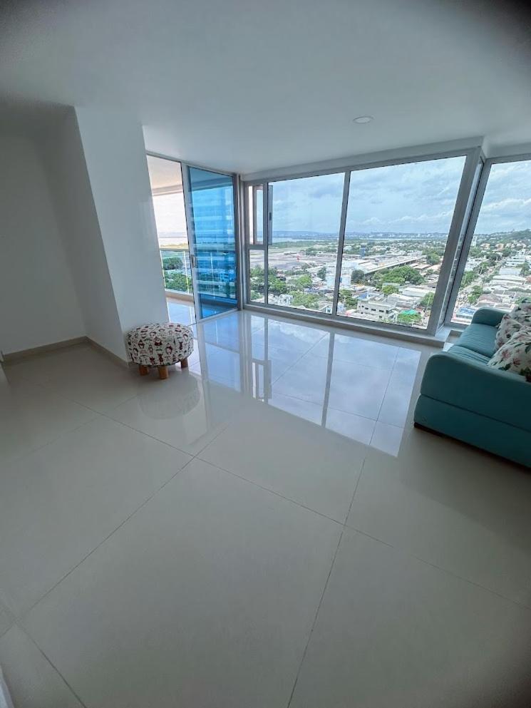 Front Ocean View Penthouse Cartagena