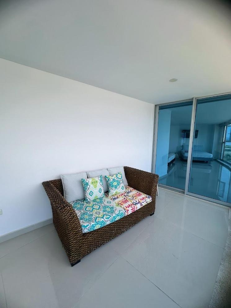 Front Ocean View Penthouse Cartagena