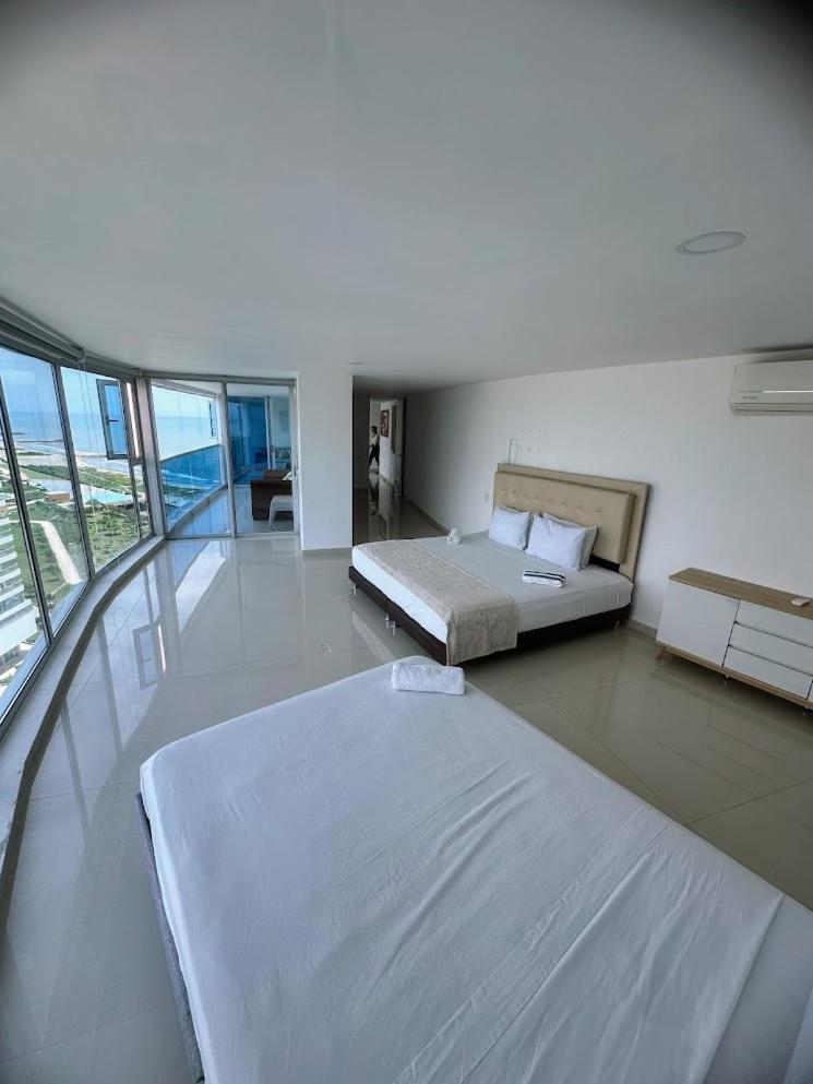 Front Ocean View Penthouse Cartagena