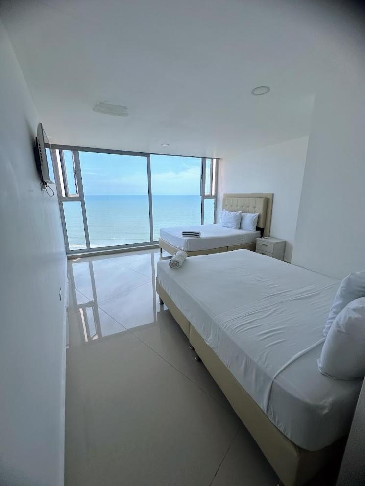 Front Ocean View Penthouse Cartagena