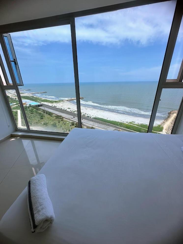 Front Ocean View Penthouse Cartagena