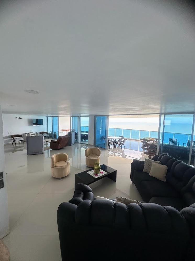 Front Ocean View Penthouse Cartagena