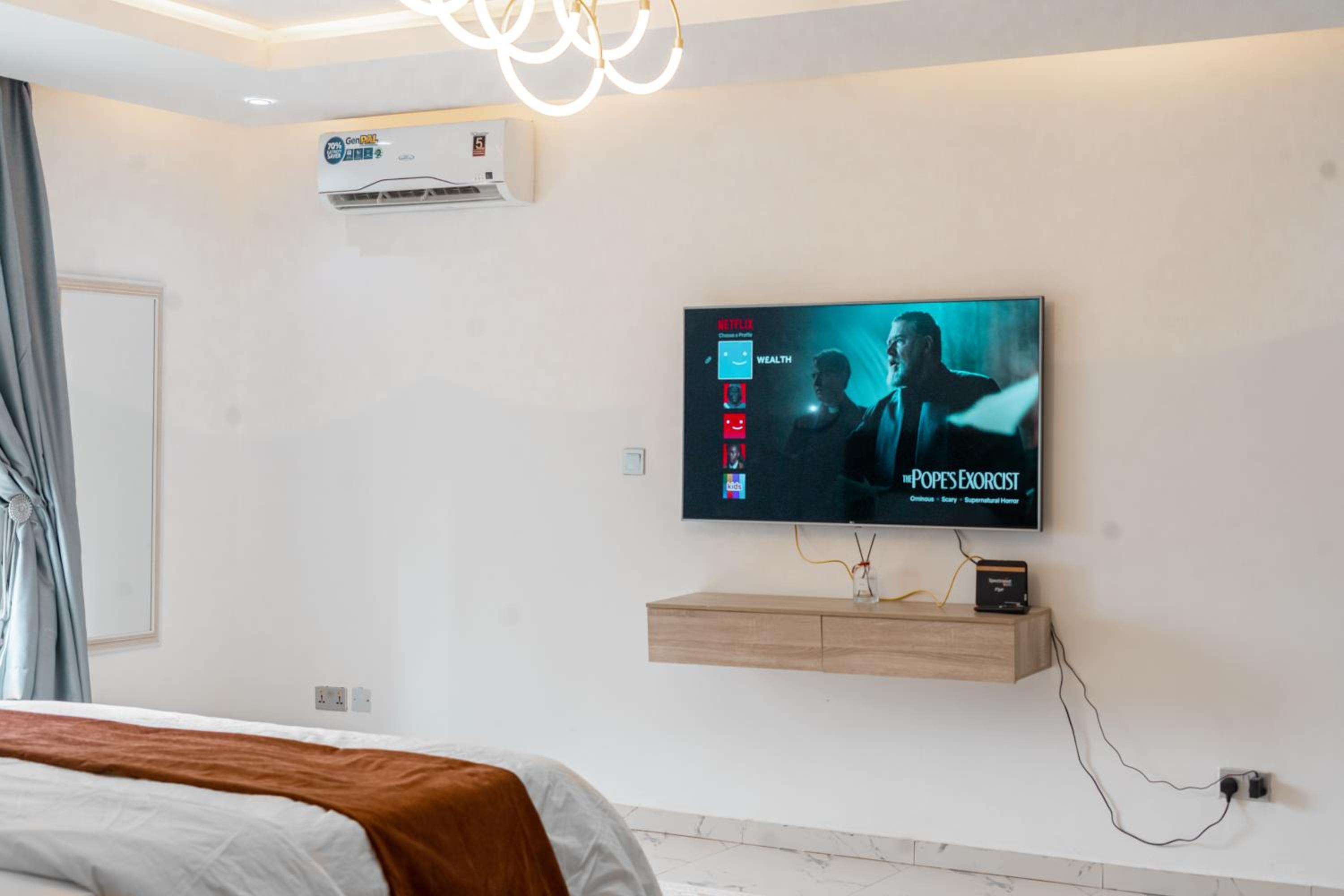Luxury 3bedroom Apartment, Victoria Island view 5