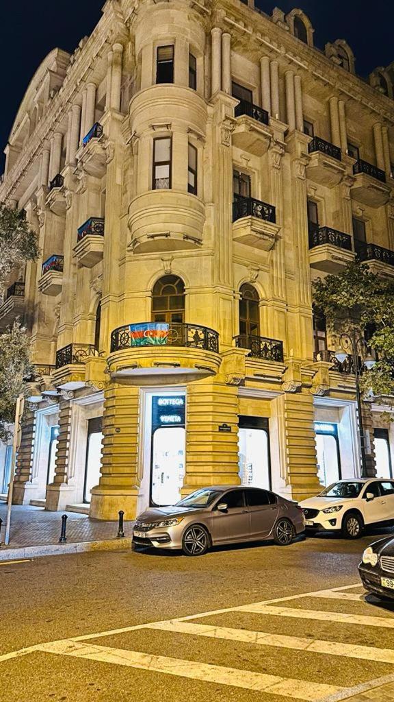 DENIZ PREMIUM LUX Apartment & F1 Big BALCONY and Terras with viewfor FORMULA 1