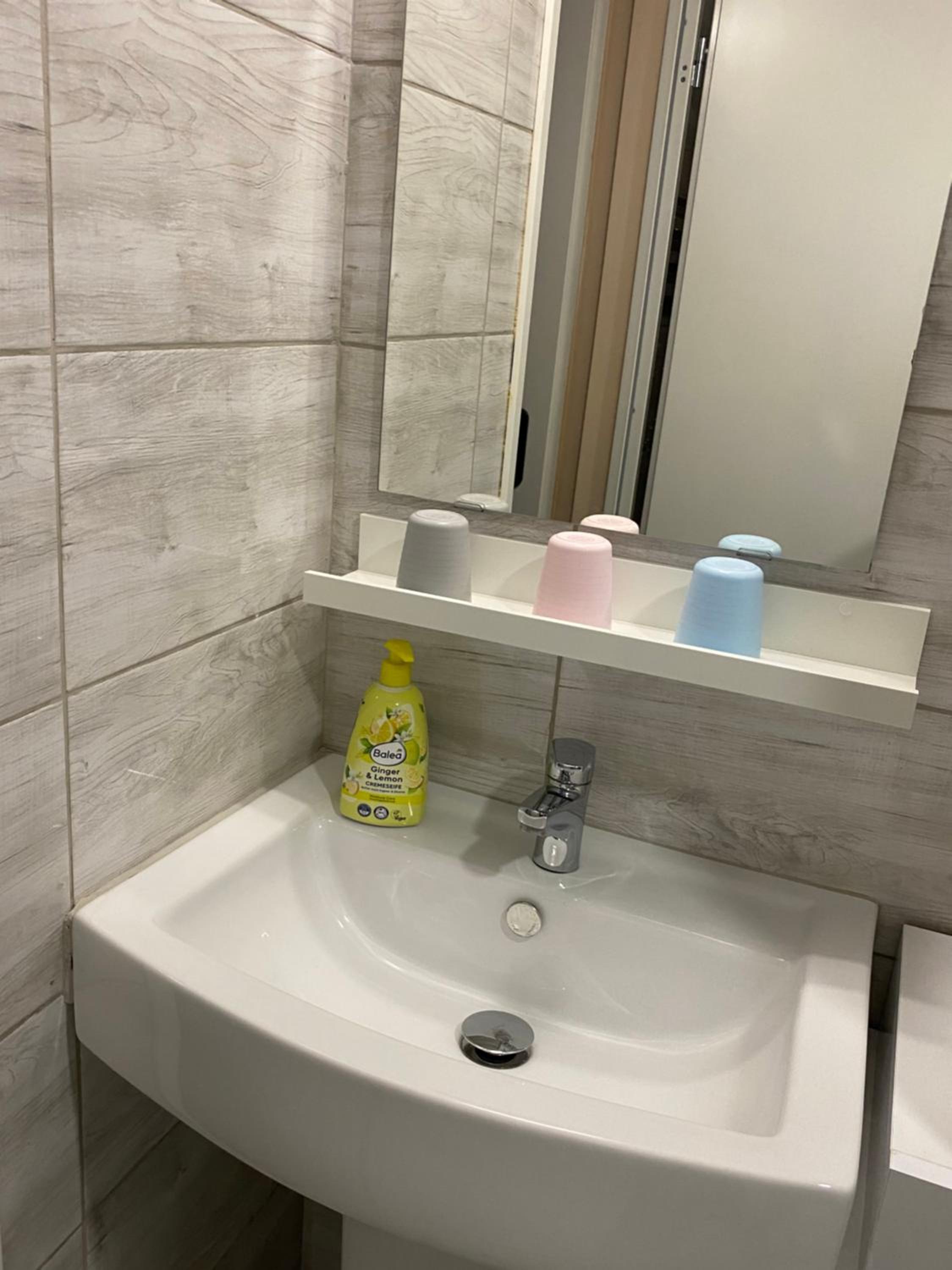 Photo 32