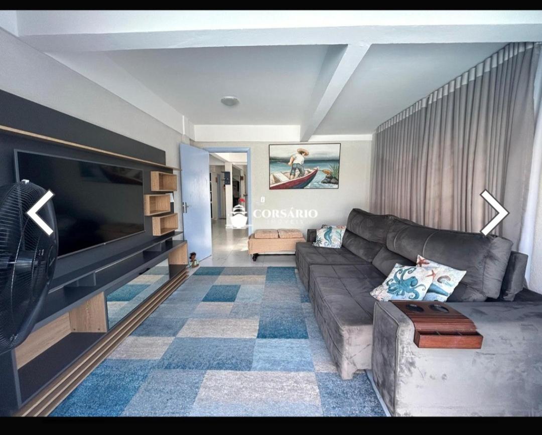 Sobrado aconchego pé na areia