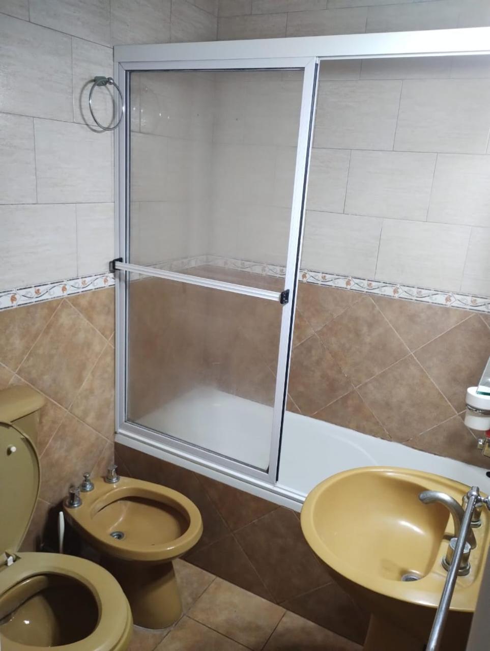 Alójate 13 B Departamento 2 dormitorios 2 o 4 personas Zona Hospital Español- Estadio Único