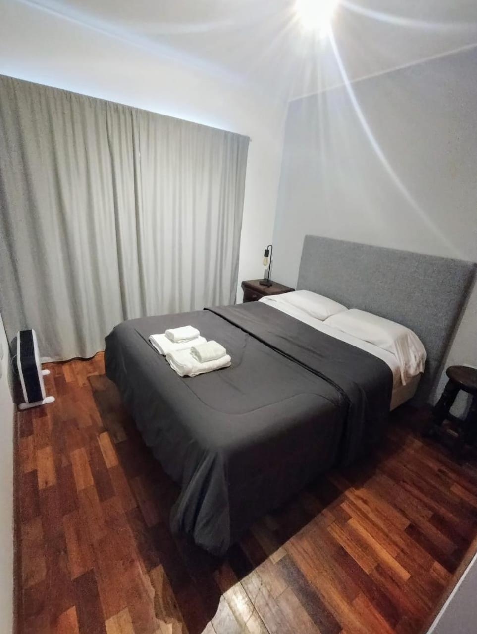 Alójate 13 B Departamento 2 dormitorios 2 o 4 personas Zona Hospital Español- Estadio Único
