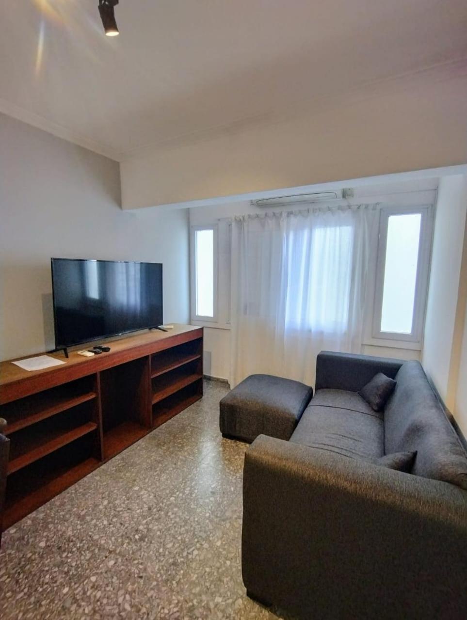 Alójate 13 B Departamento 2 dormitorios 2 o 4 personas Zona Hospital Español- Estadio Único