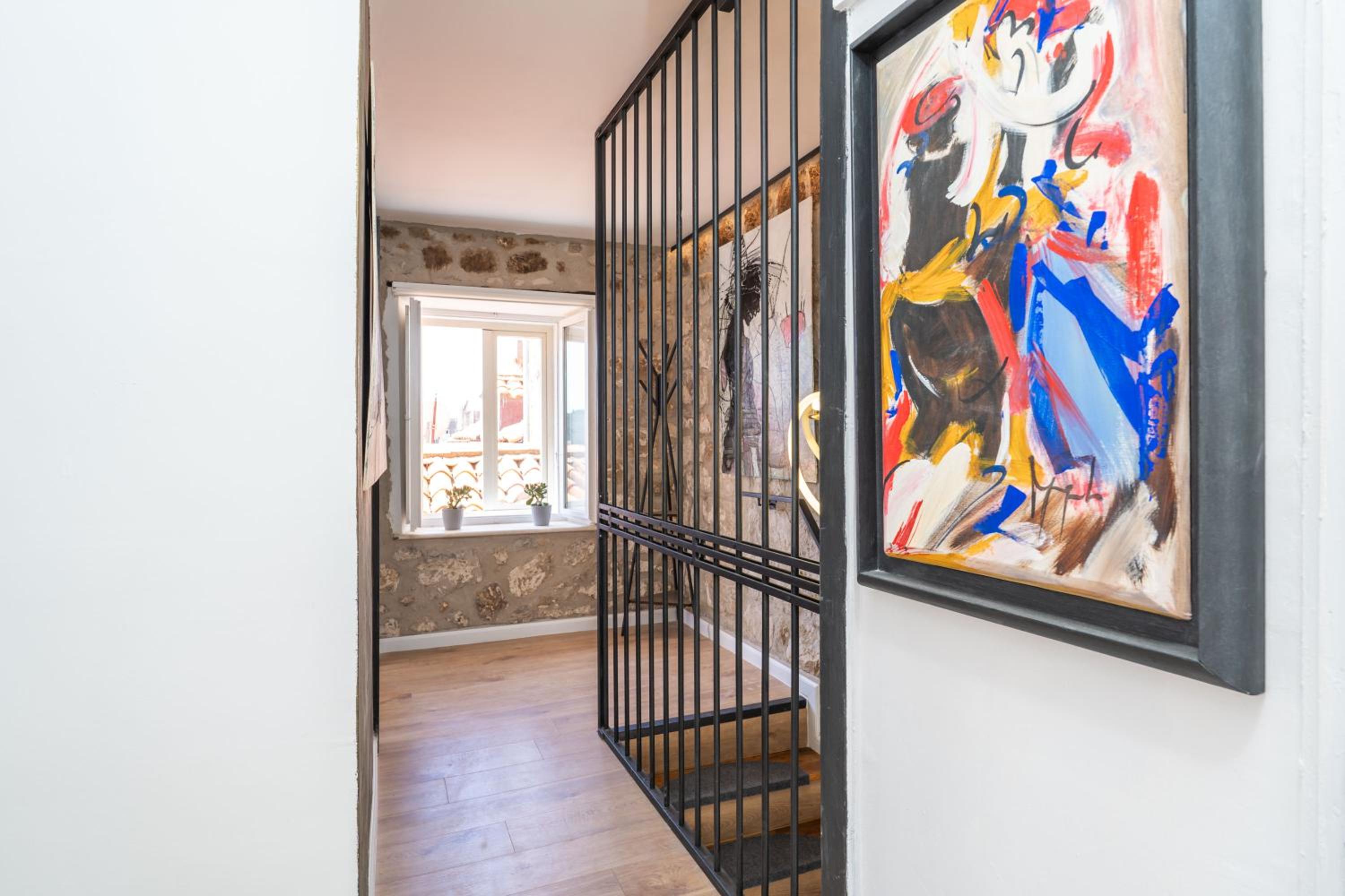 L & M Apartment - Perfect Old Town Location Two Bedroom House