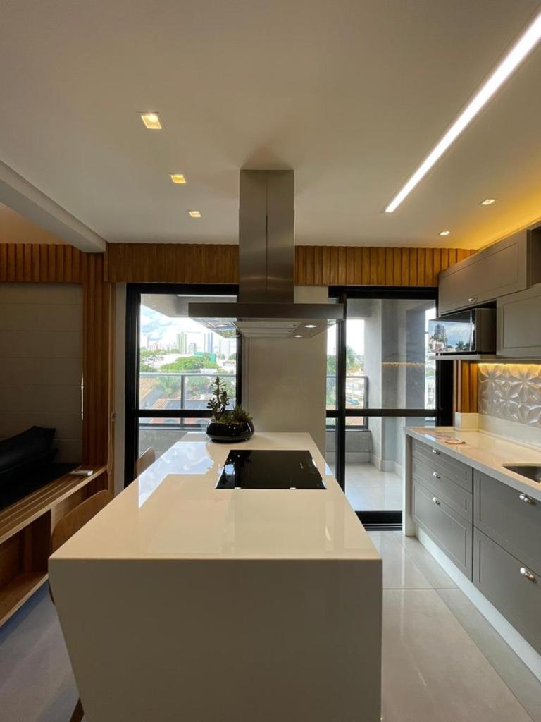 Luxury Duplex Jacuzzi Privada e Móveis Assinados