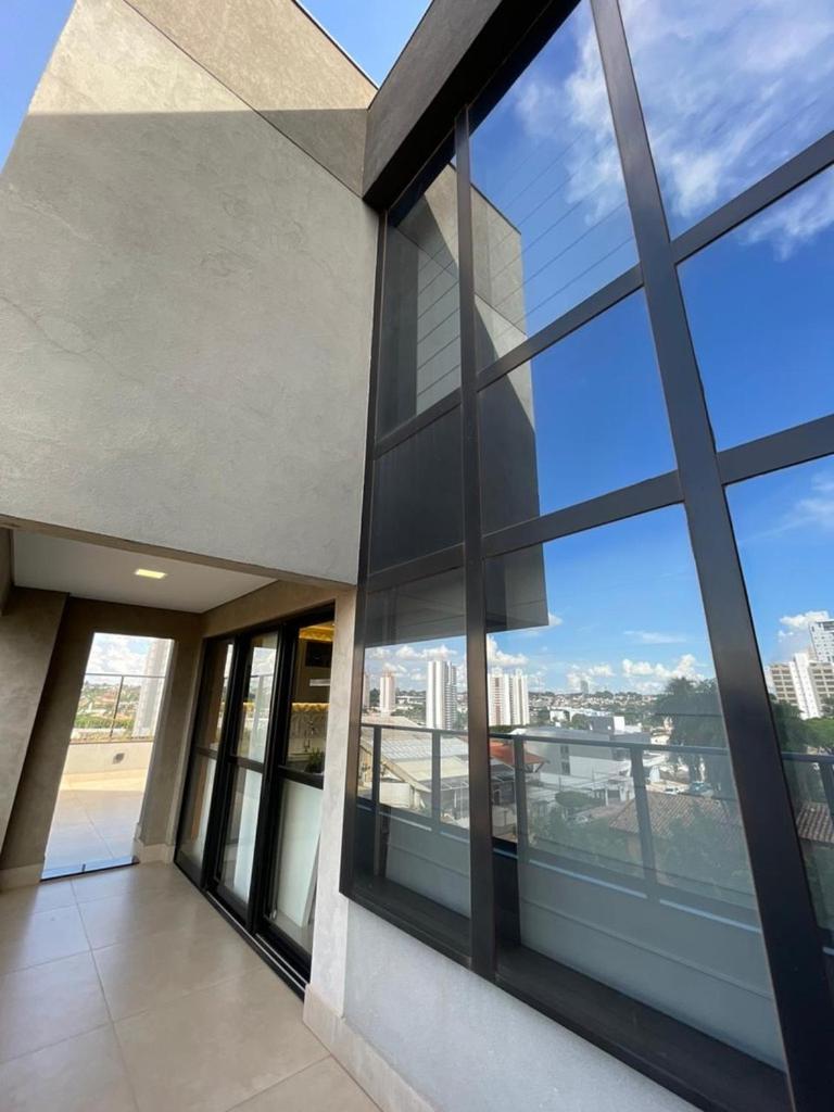 Luxury Duplex Jacuzzi Privada e Móveis Assinados