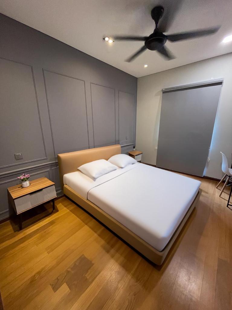 Deluxe Apartment Across KLCC