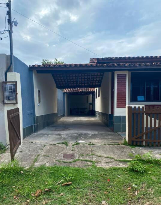 Casa em Praia Grande - Fundão